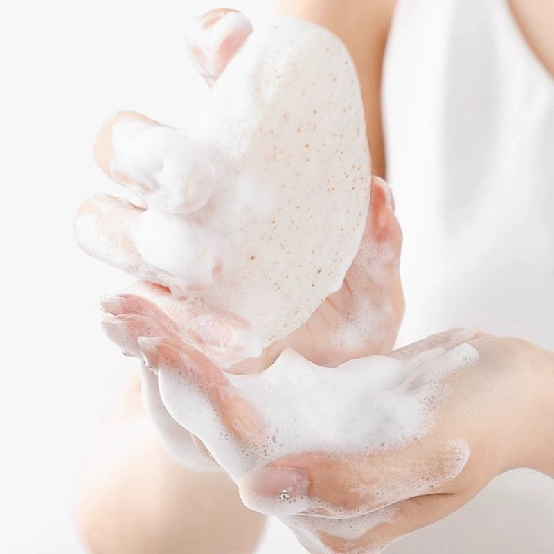 The use of konjac face sponge